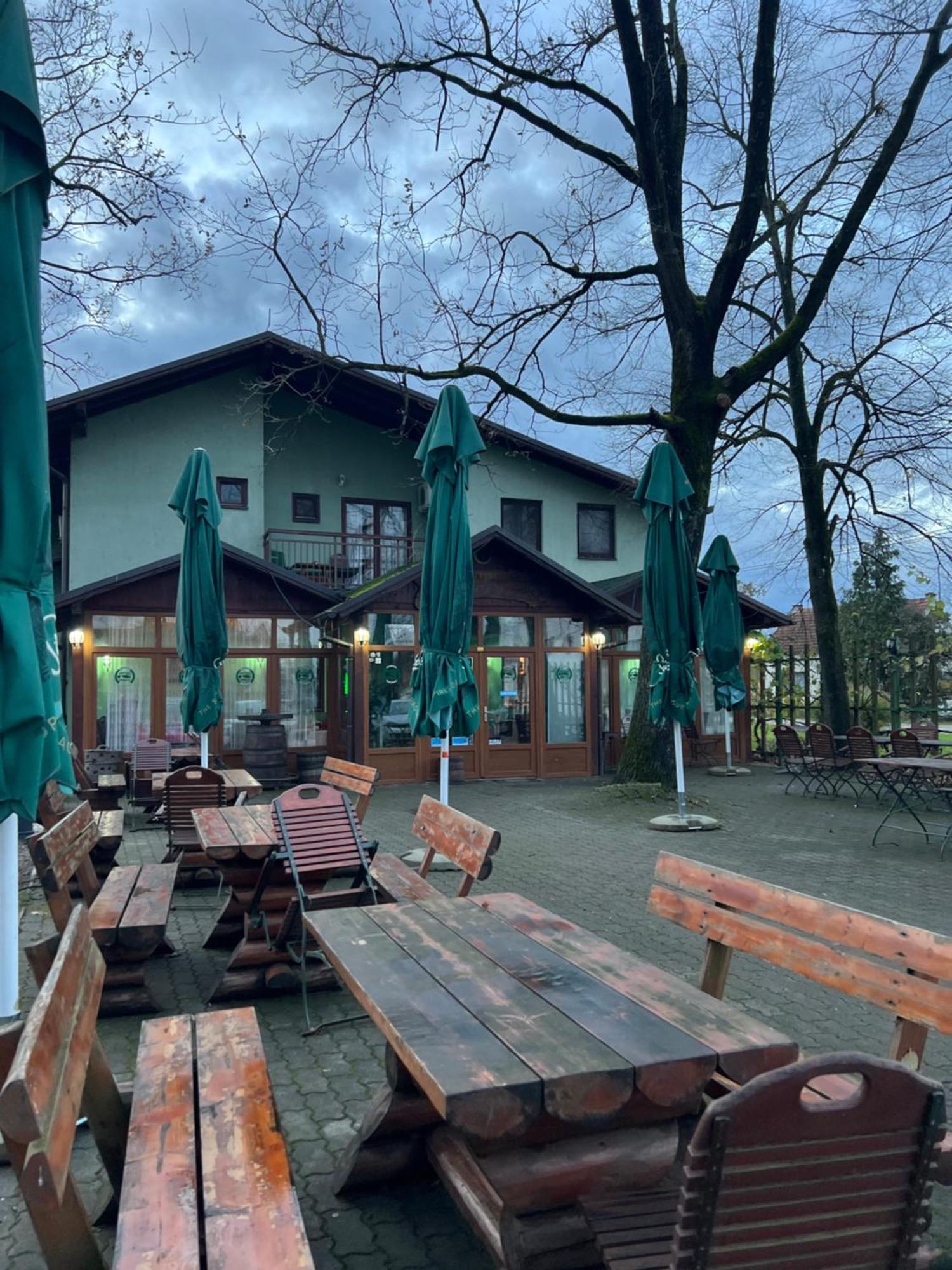 Ribarska Prica-Restoran Pansion Prijedor Exterior foto